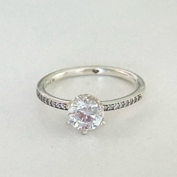 Pandora Clear CZ Sparkling Crown Ring Size 7.5 - Picture 1 of 6
